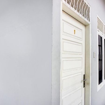 Oyo 93071 Home Stay Kembar Syariah Binjai Zewnętrze zdjęcie
