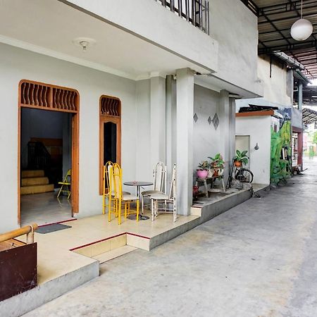 Oyo 93071 Home Stay Kembar Syariah Binjai Zewnętrze zdjęcie