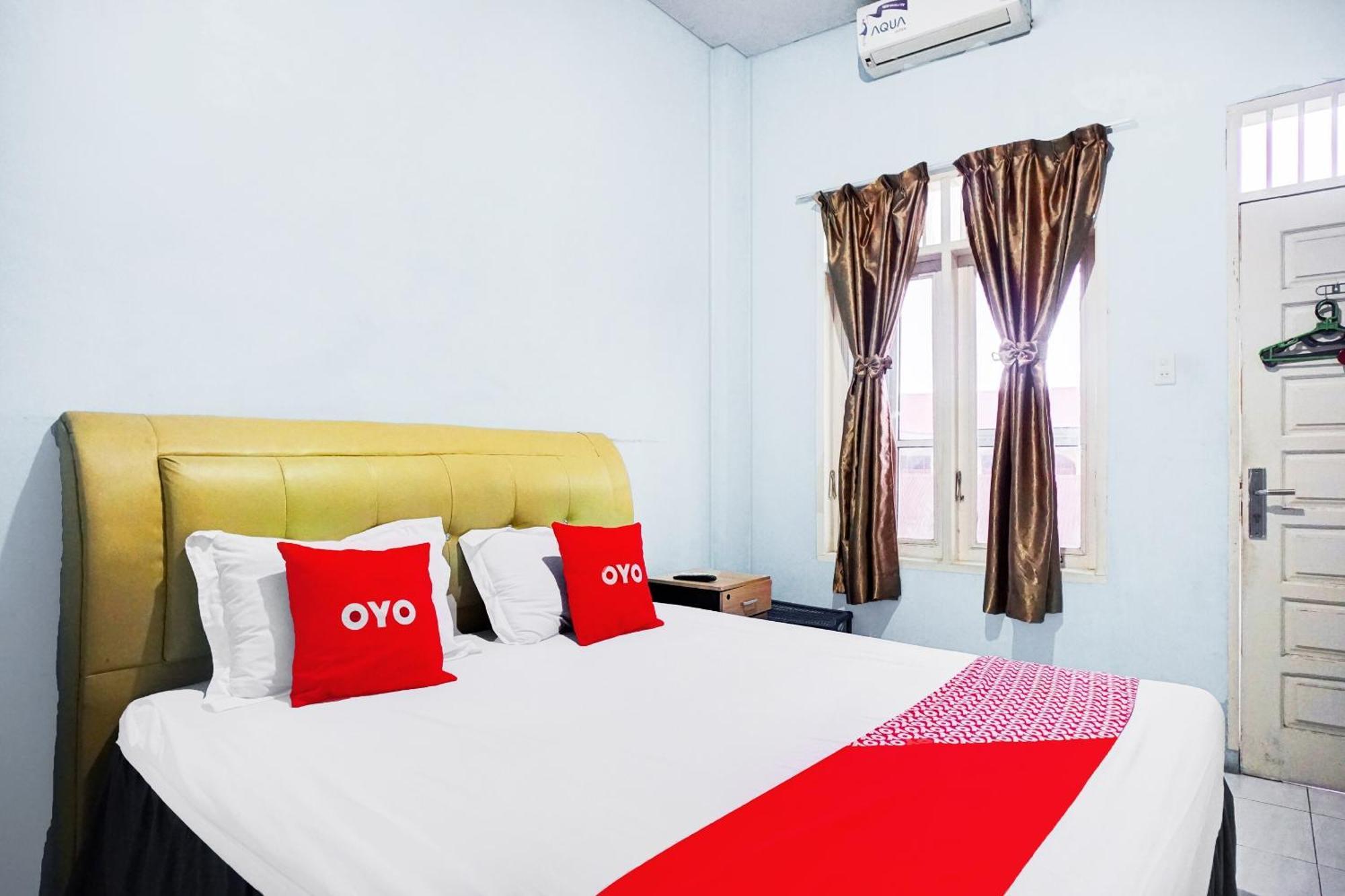 Oyo 93071 Home Stay Kembar Syariah Binjai Zewnętrze zdjęcie